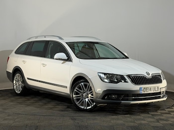 Used Skoda Superb 2014 for sale - 76327860: Photo
