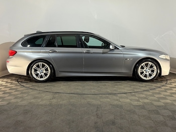 Used BMW 5 Series 2011 for sale - 78121211: Photo
