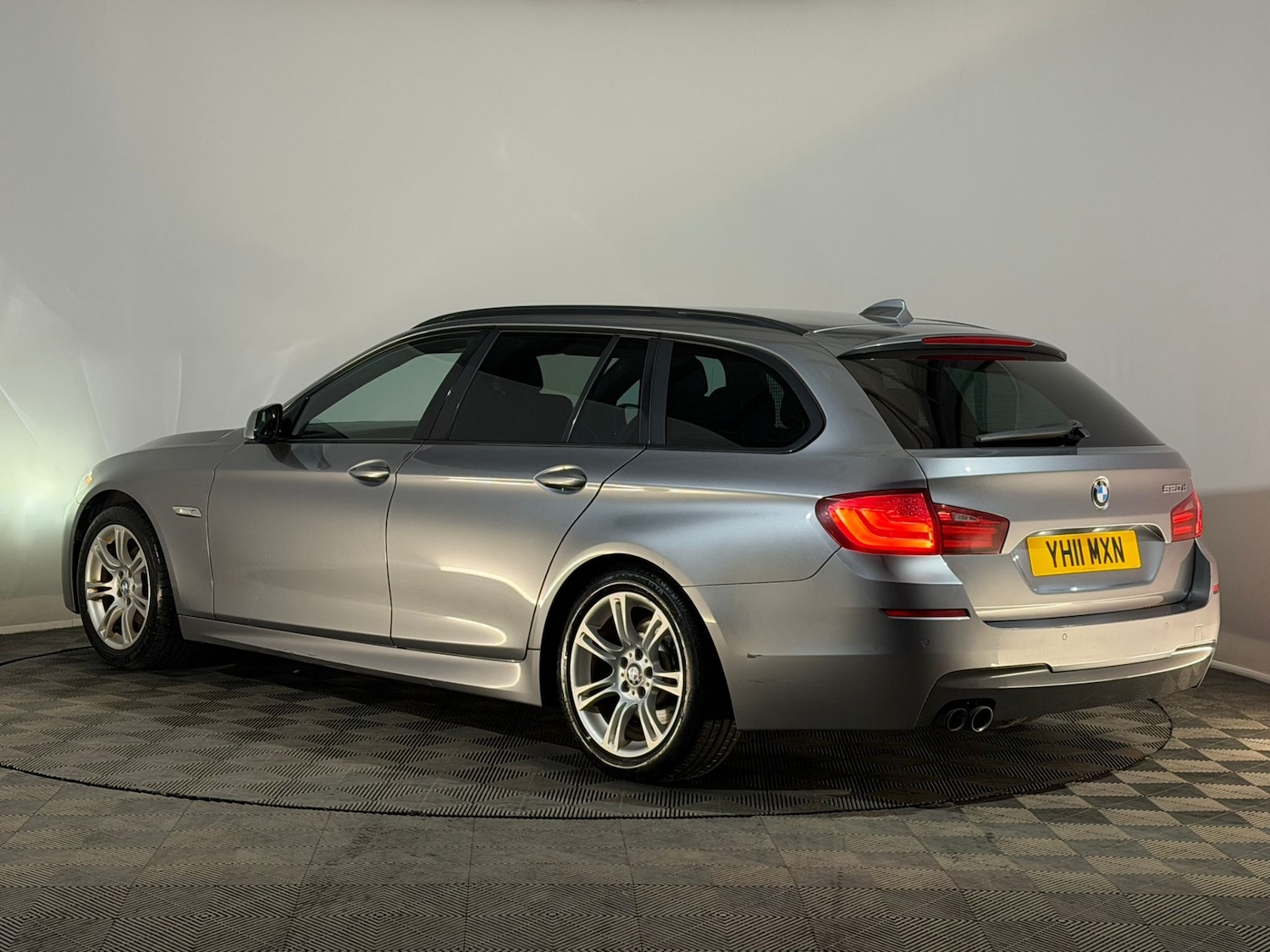 Used BMW 5 Series 2011 for sale - 78121211: Photo 8