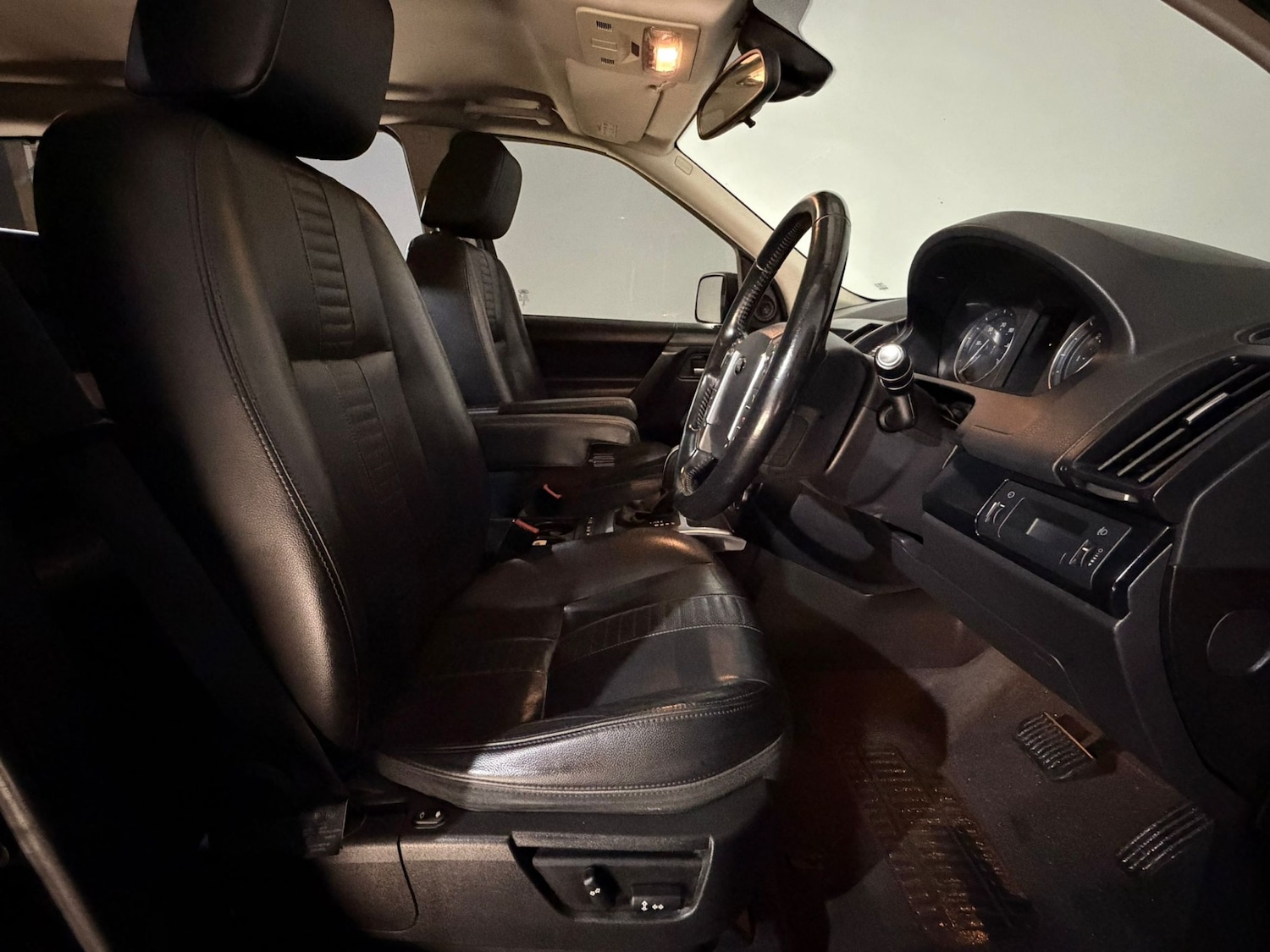 Used Land Rover Freelander 2013 for sale - 78137193: Photo 15