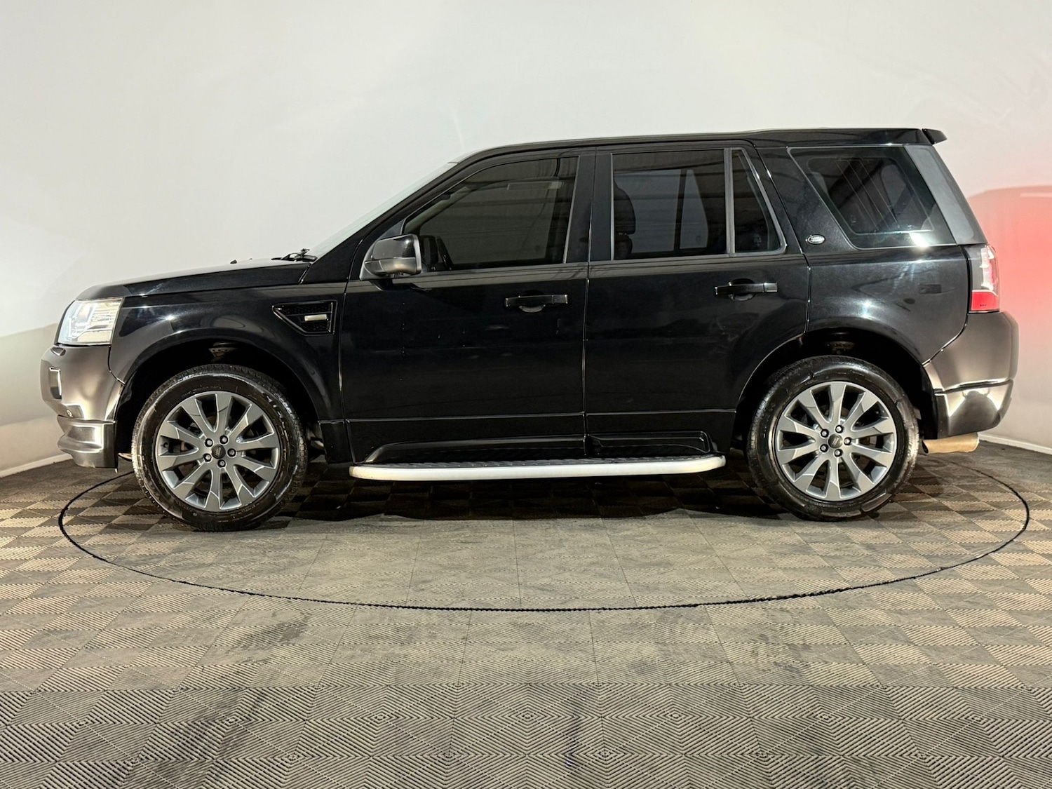 Used Land Rover Freelander 2013 for sale - 78137193: Photo 5