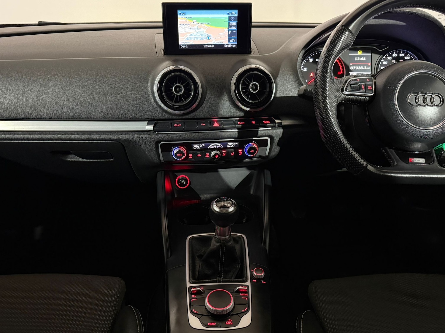 Used Audi A3 2015 for sale - 76545221: Photo 13