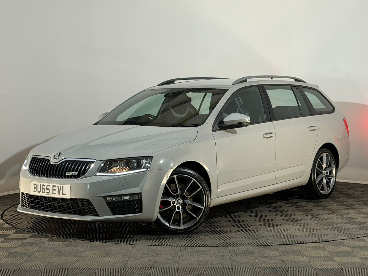 Used Skoda Octavia 2015 for sale - 77979823: Photo 3