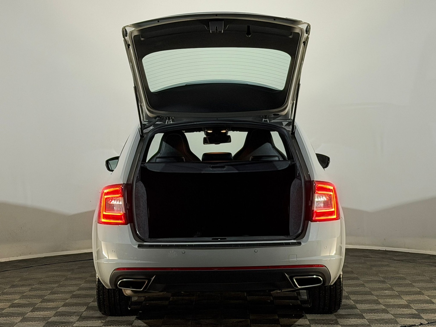 Used Skoda Octavia 2015 for sale - 77979823: Photo 8