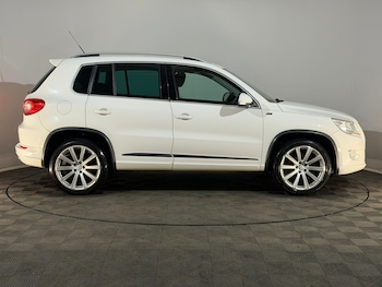 Used Volkswagen Tiguan 2011 for sale - 78121228: Photo