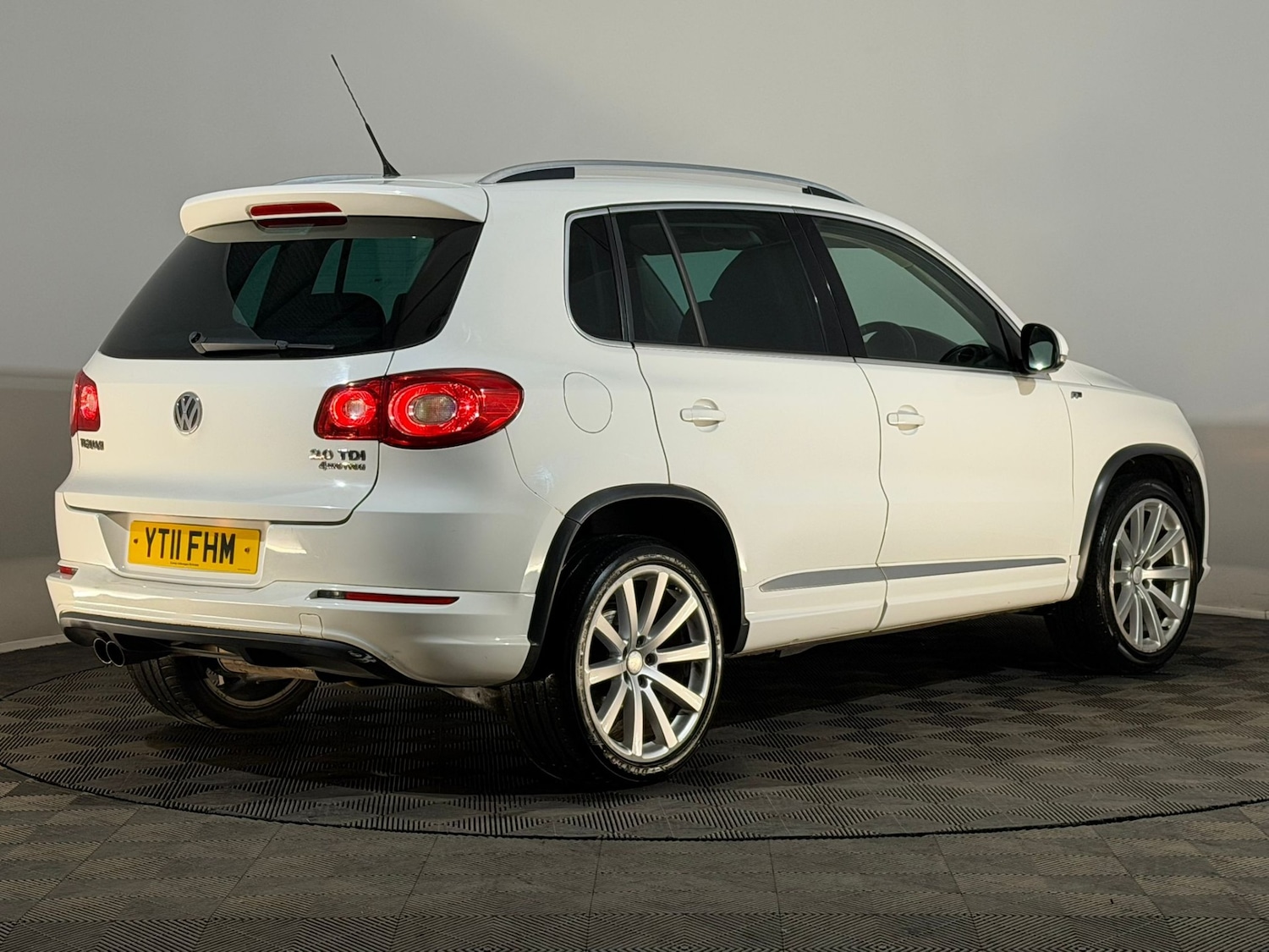 Used Volkswagen Tiguan 2011 for sale - 78121228: Photo 6