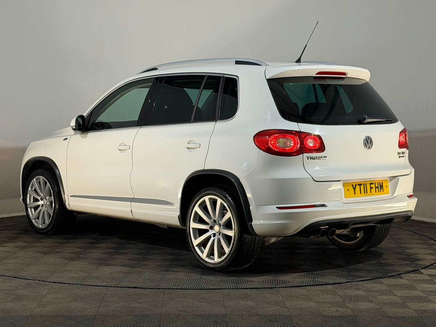 Used Volkswagen Tiguan 2011 for sale - 78121228: Photo 9
