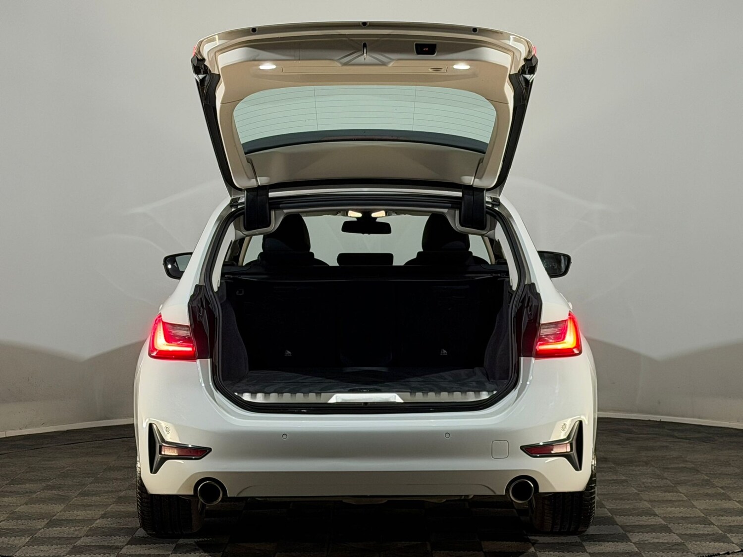 Used BMW 3 Series 2021 for sale - 77599771: Photo 7