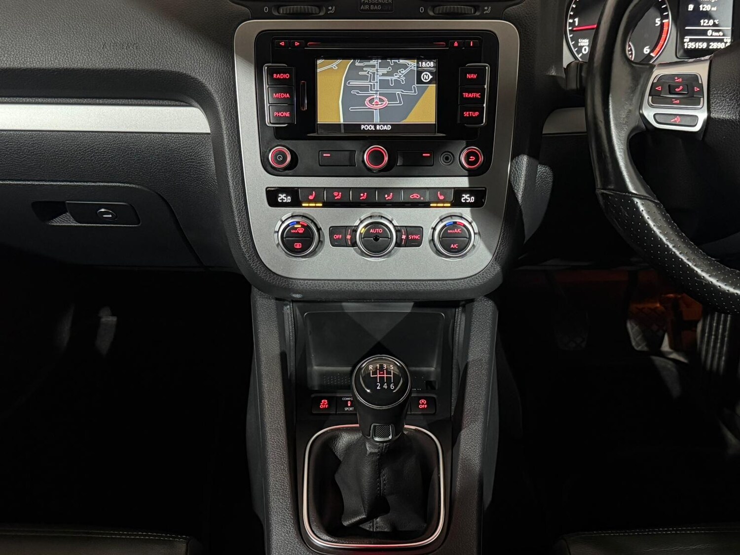 Used Volkswagen Scirocco 2012 for sale - 77873534: Photo 14