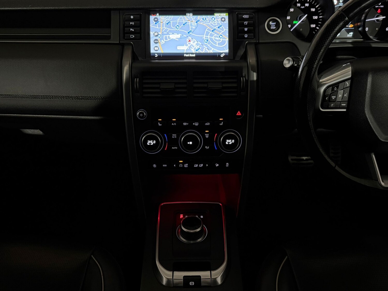 Used Land Rover Discovery Sport 2018 for sale - 78060459: Photo 13