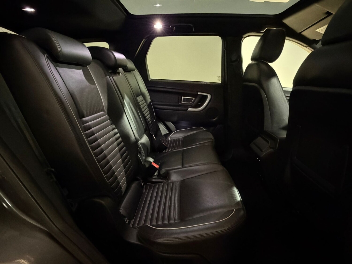 Used Land Rover Discovery Sport 2018 for sale - 78060459: Photo 20