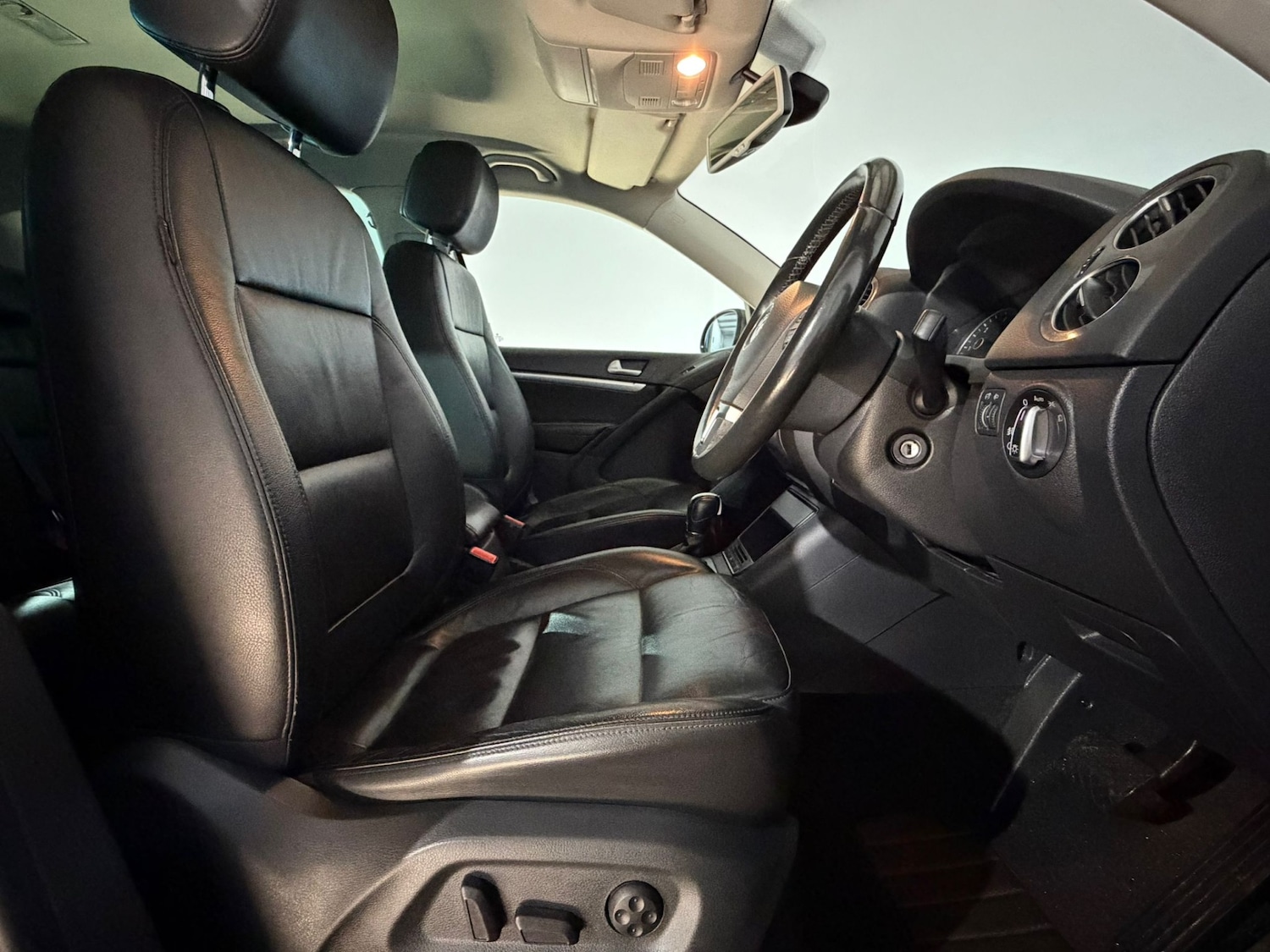 Used Volkswagen Tiguan 2013 for sale - 77725488: Photo 16