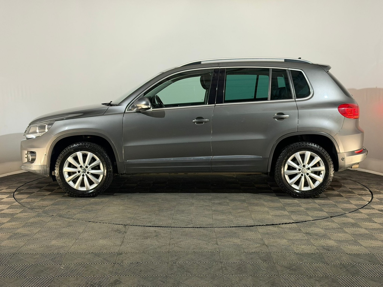 Used Volkswagen Tiguan 2013 for sale - 77725488: Photo 5