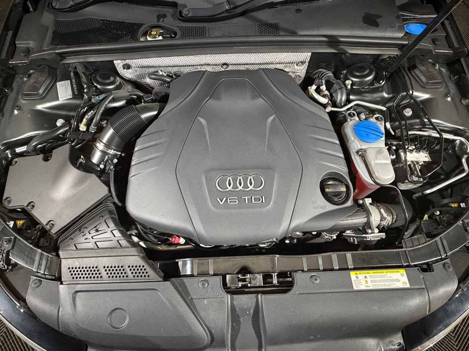 Used Audi A4 2013 for sale - 77698506: Photo 10
