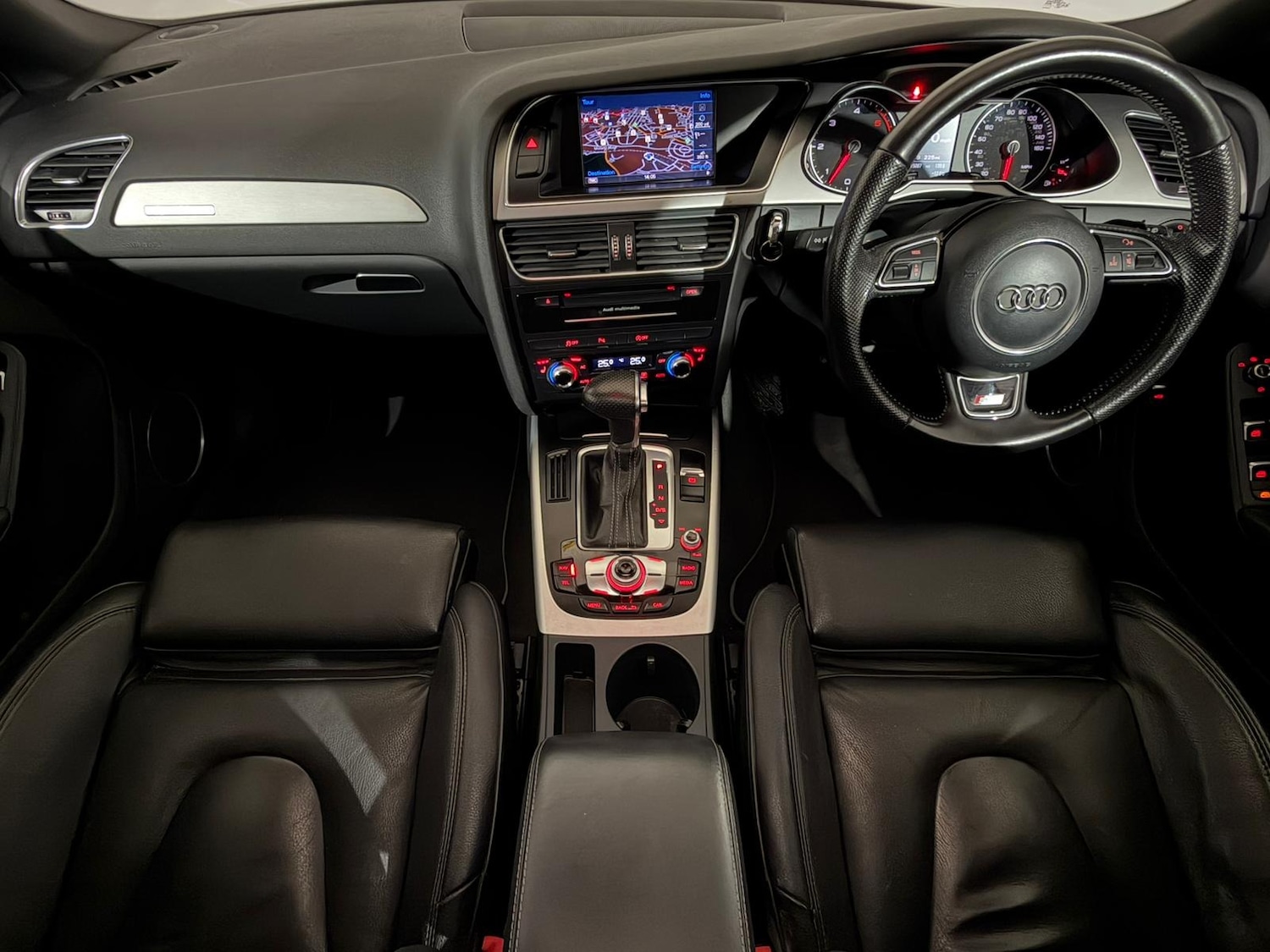 Used Audi A4 2013 for sale - 77698506: Photo 11