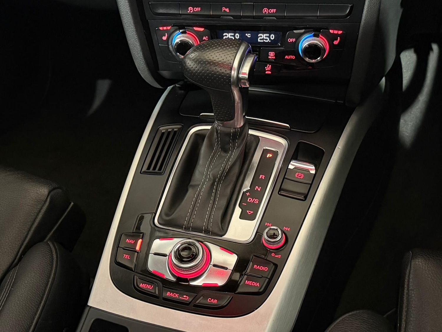 Used Audi A4 2013 for sale - 77698506: Photo 15