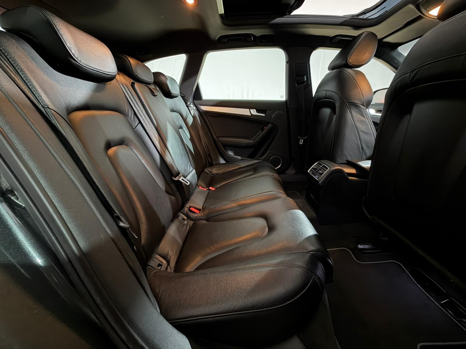 Used Audi A4 2013 for sale - 77698506: Photo 18