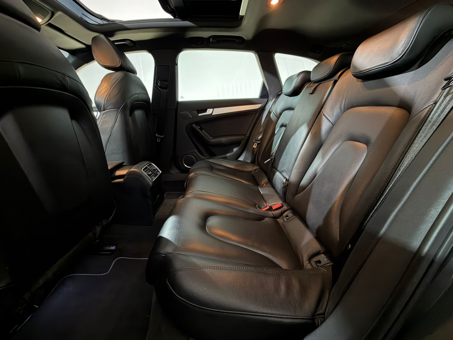 Used Audi A4 2013 for sale - 77698506: Photo 19