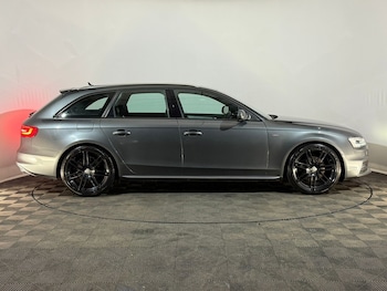 Used Audi A4 2013 for sale - 77698506: Photo