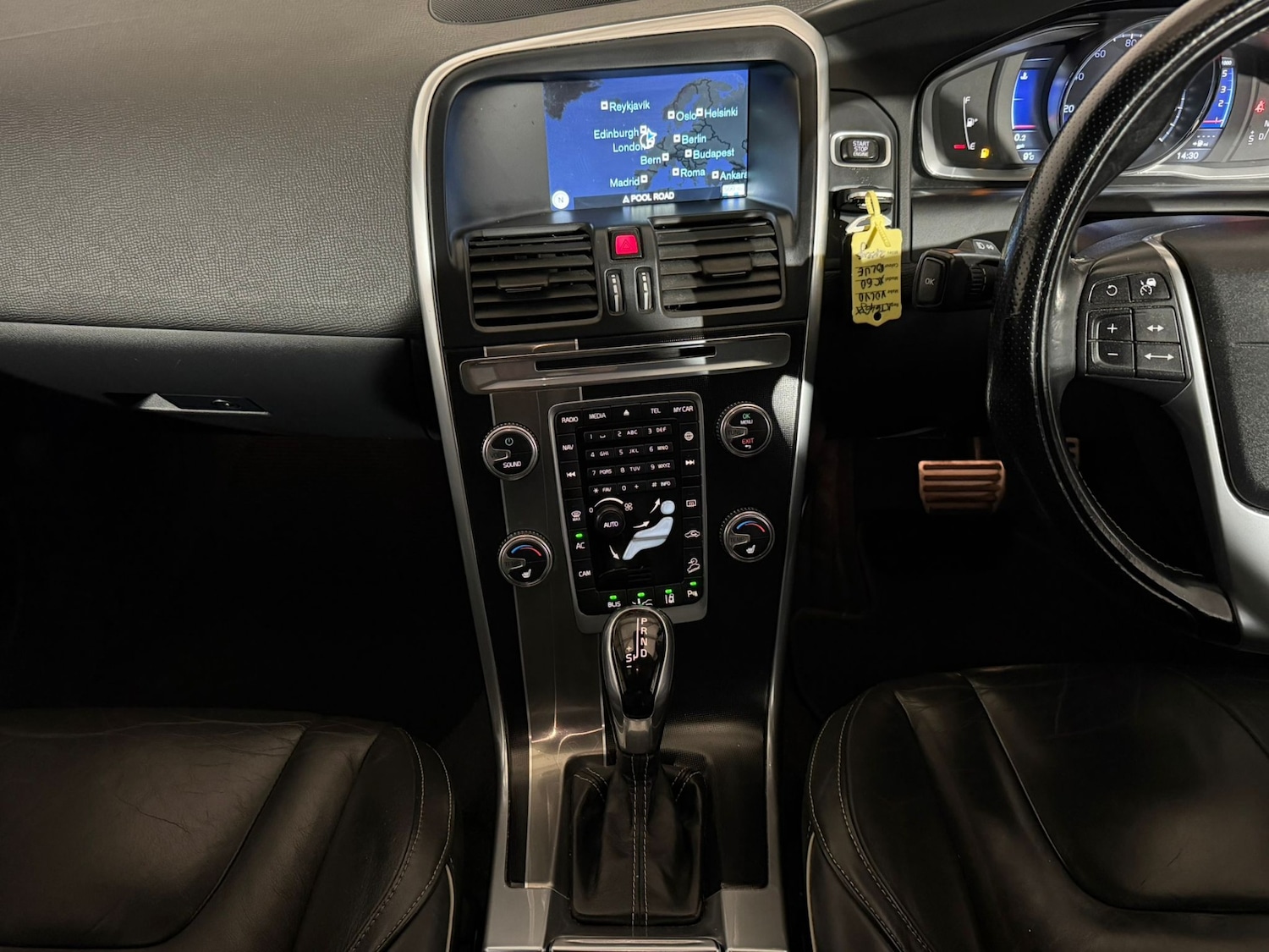 Used Volvo XC60 2015 for sale - 78048994: Photo 14