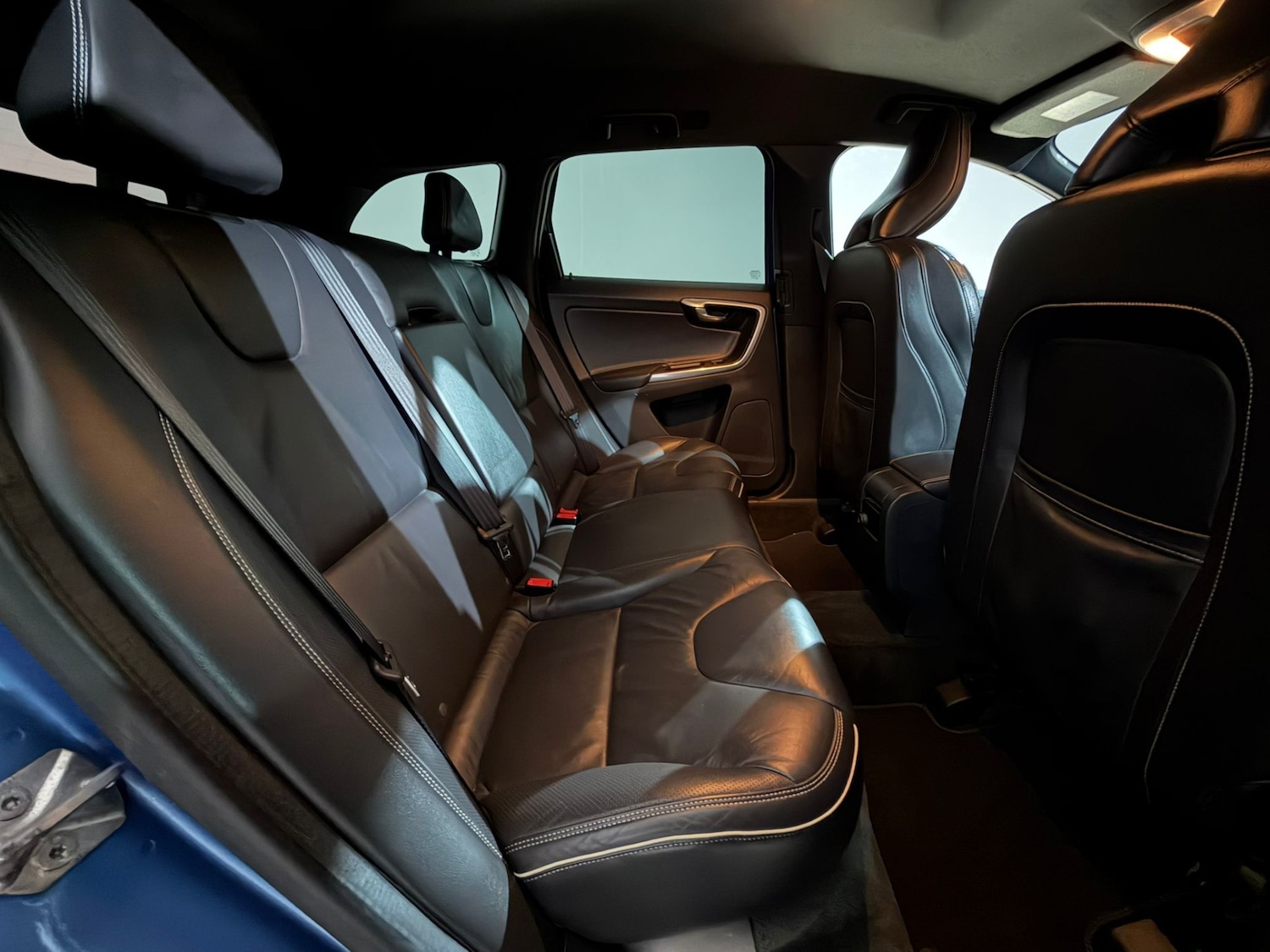 Used Volvo XC60 2015 for sale - 78048994: Photo 18