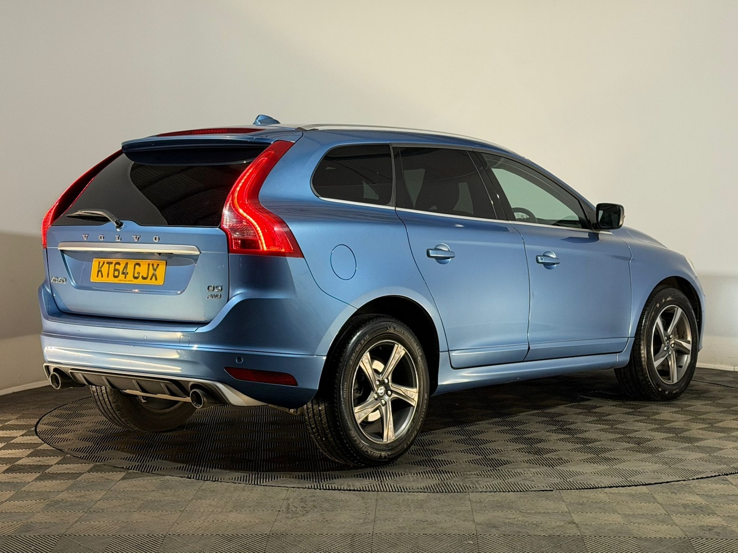 Used Volvo XC60 2015 for sale - 78048994: Photo 6