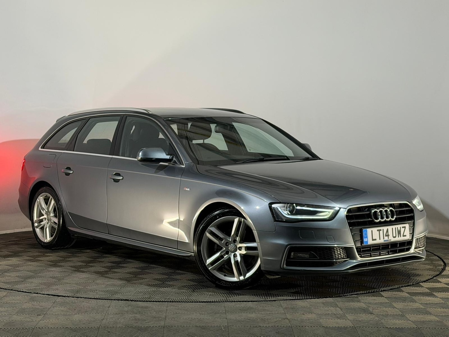 Used Audi A4 2014 for sale - 78060450: Photo 1