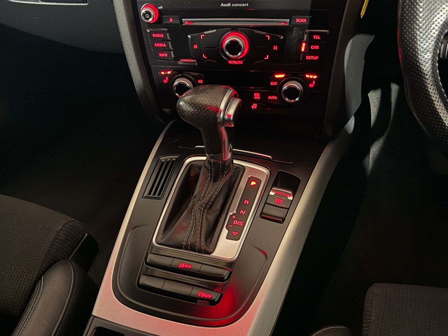 Used Audi A4 2014 for sale - 78060450: Photo 15