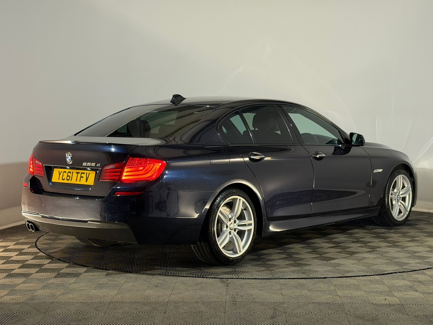 Used BMW 5 Series 2011 for sale - 78088759: Photo 6