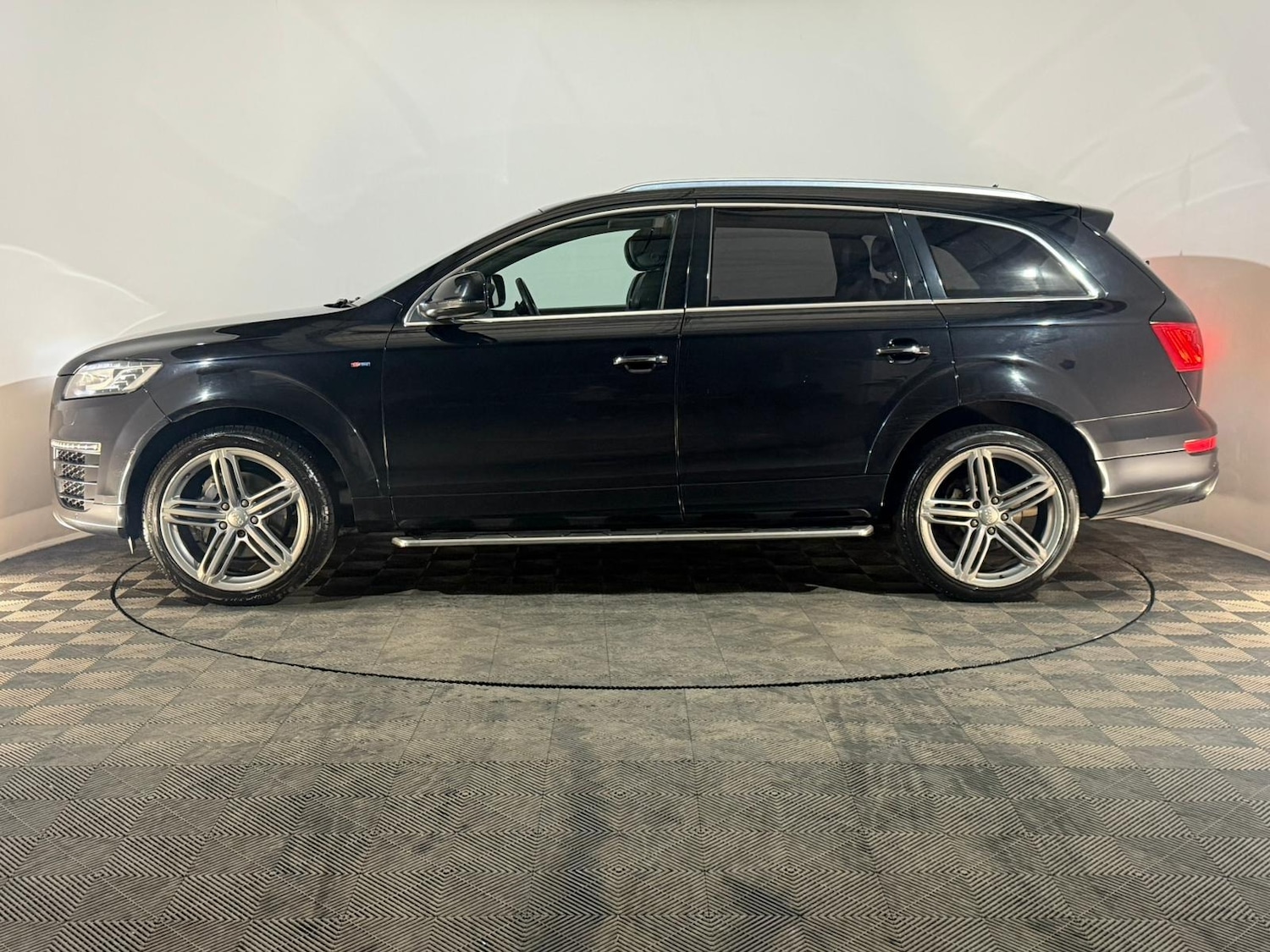 Used Audi Q7 2014 for sale - 77457151: Photo 5