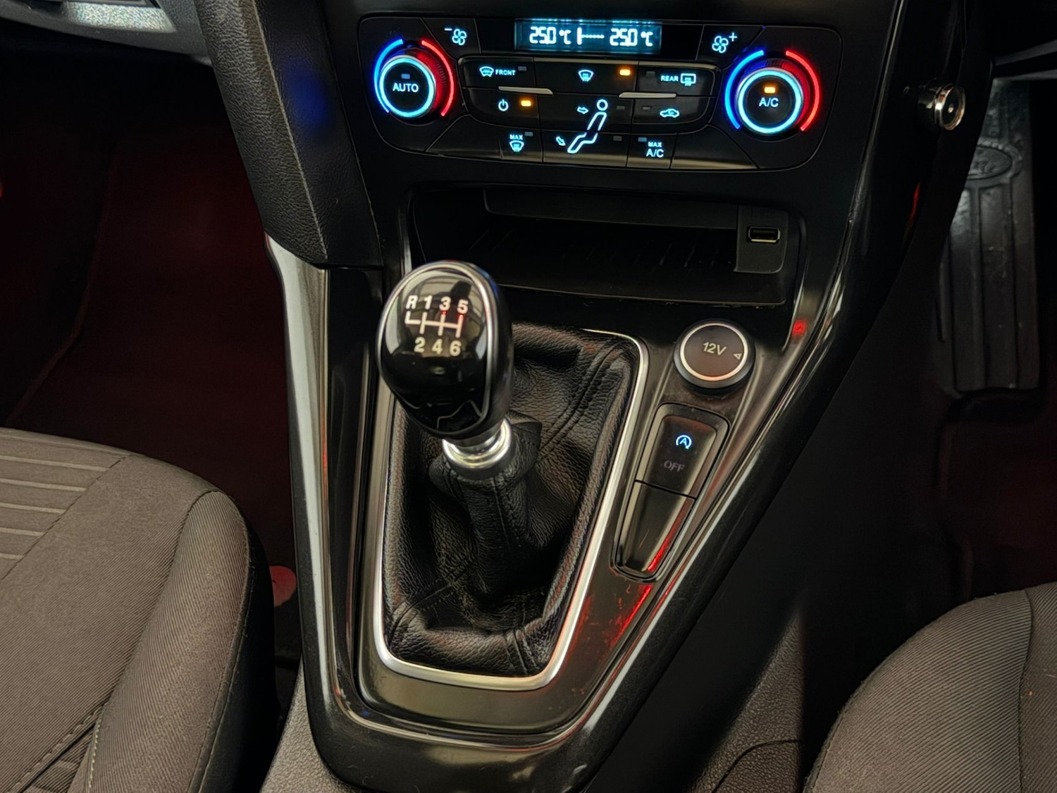 Used Ford Focus 2018 for sale - 76261273: Photo 15