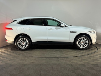 Used Jaguar F-Pace 2017 for sale - 78973659: Photo