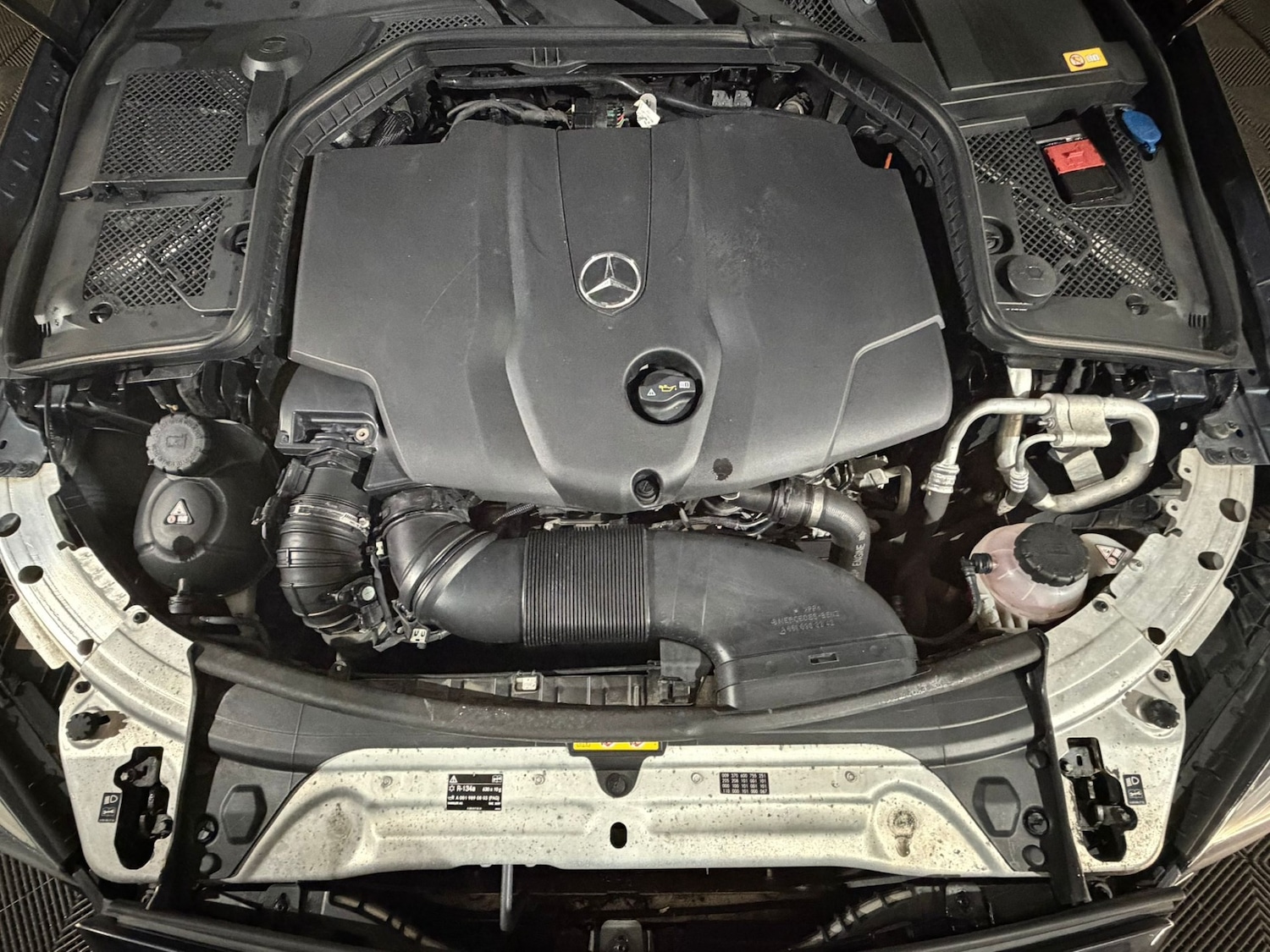 Used Mercedes-Benz C Class 2014 for sale - 77548501: Photo 10