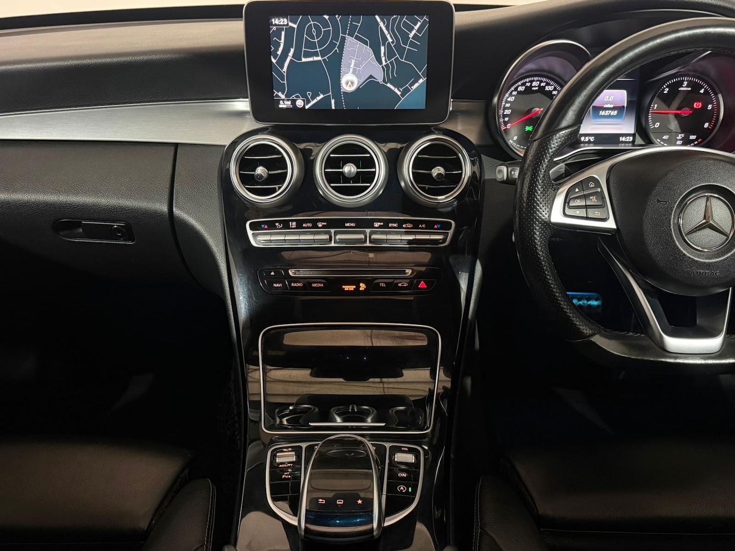 Used Mercedes-Benz C Class 2014 for sale - 77548501: Photo 14