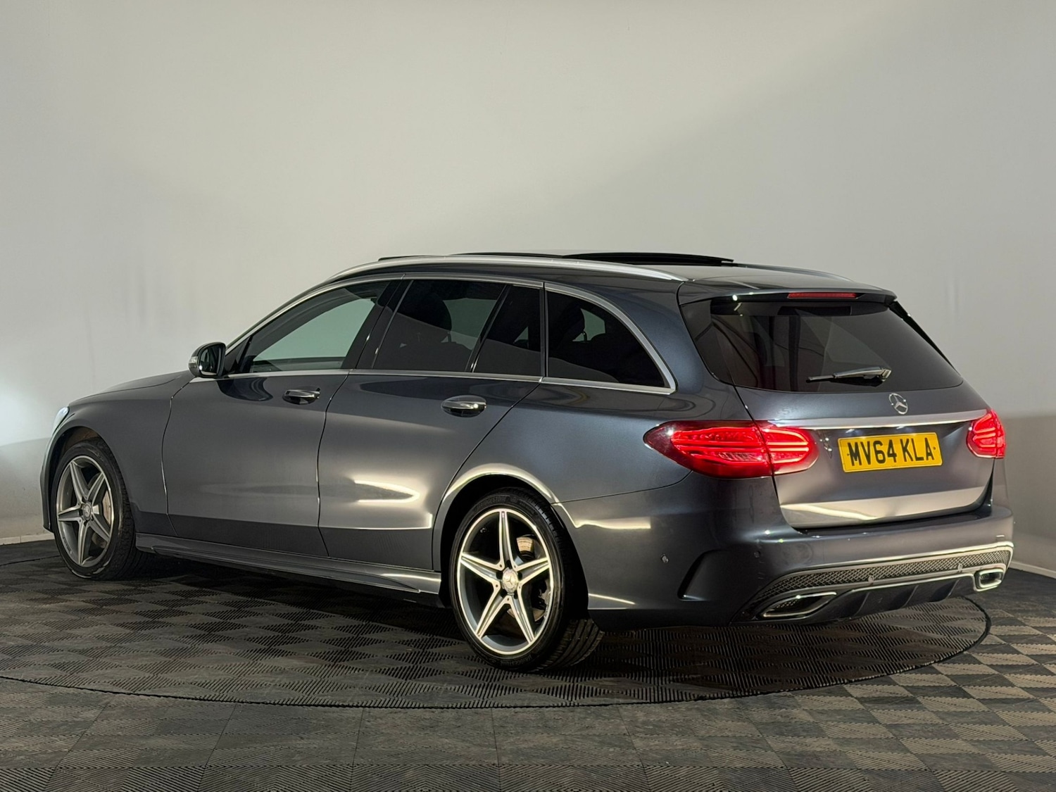 Used Mercedes-Benz C Class 2014 for sale - 77548501: Photo 9