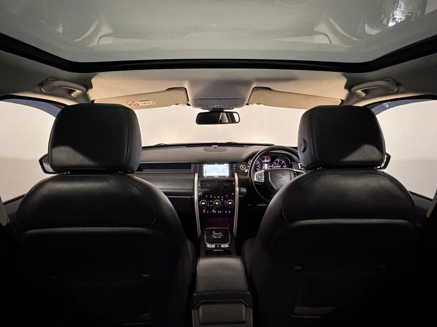 Used Land Rover Discovery Sport 2015 for sale - 76296989: Photo 10