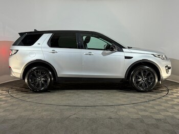 Used Land Rover Discovery Sport 2015 for sale - 78485908: Photo