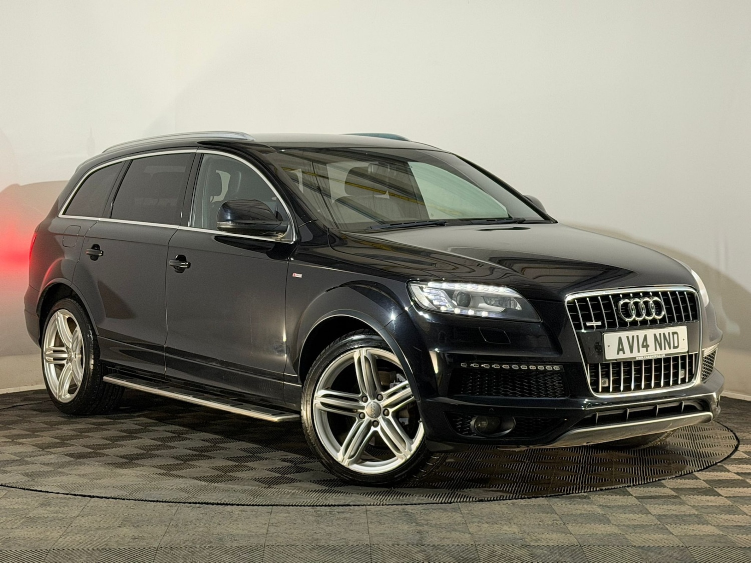 Used Audi Q7 2014 for sale - 76438230: Photo 1