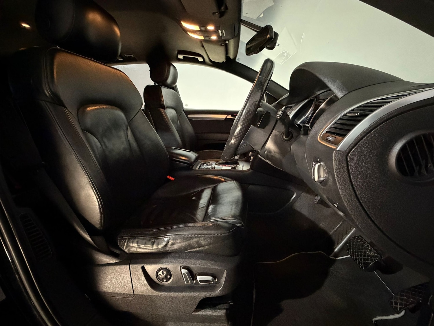 Used Audi Q7 2014 for sale - 76438230: Photo 16