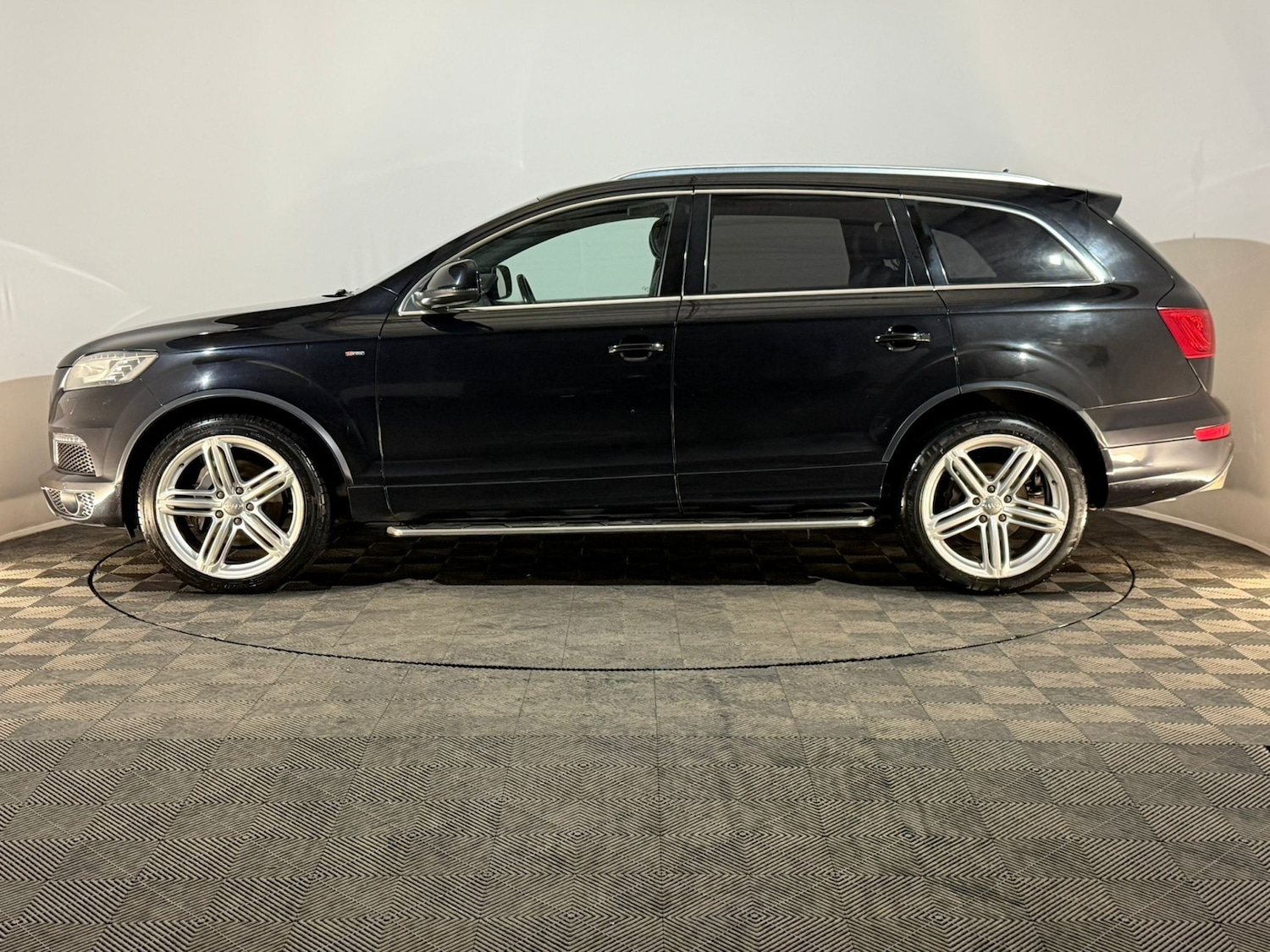 Used Audi Q7 2014 for sale - 76438230: Photo 5