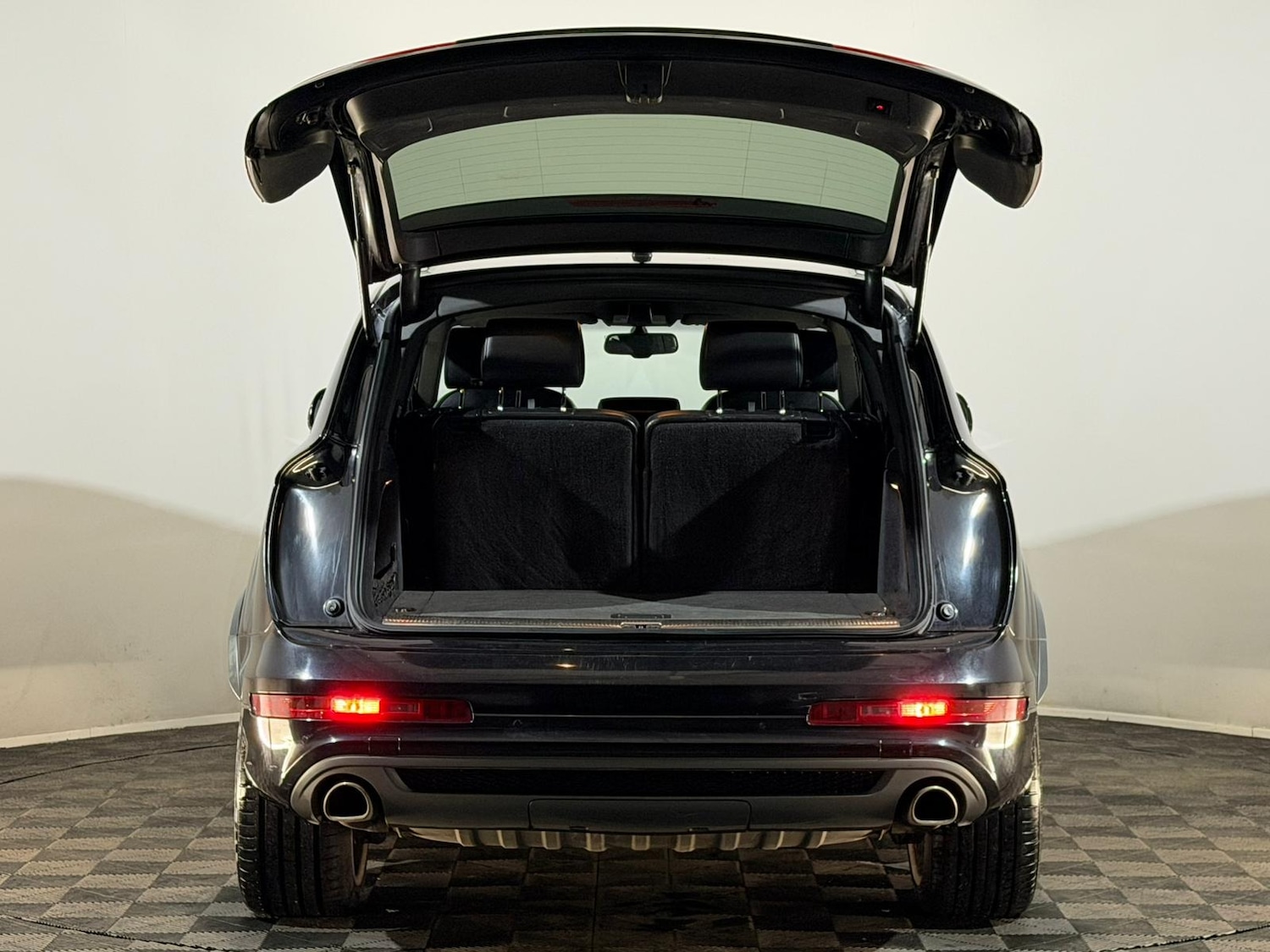 Used Audi Q7 2014 for sale - 76438230: Photo 8