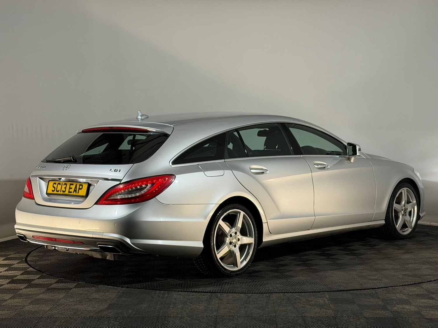 Used Mercedes-Benz CLS 2013 for sale - 76574697: Photo 6