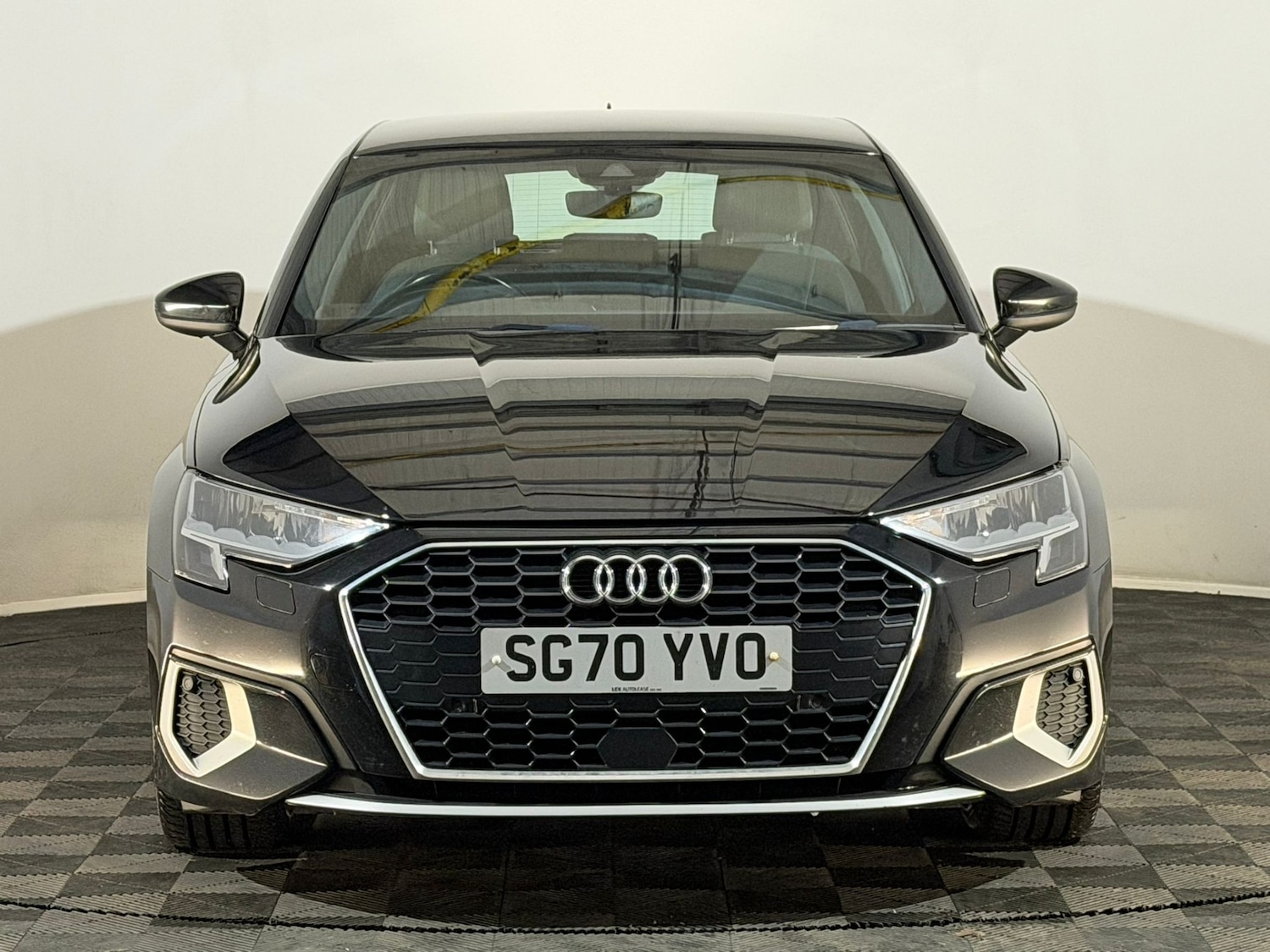 Used Audi A3 2020 for sale - 77698508: Photo 2