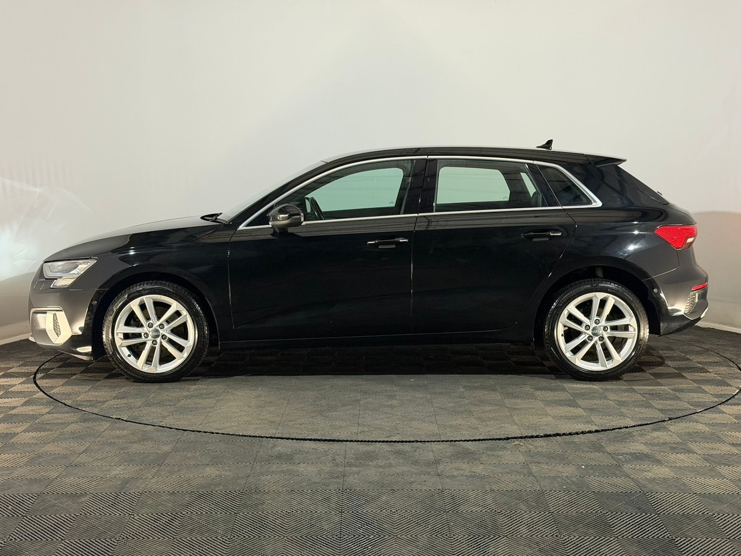 Used Audi A3 2020 for sale - 77698508: Photo 5