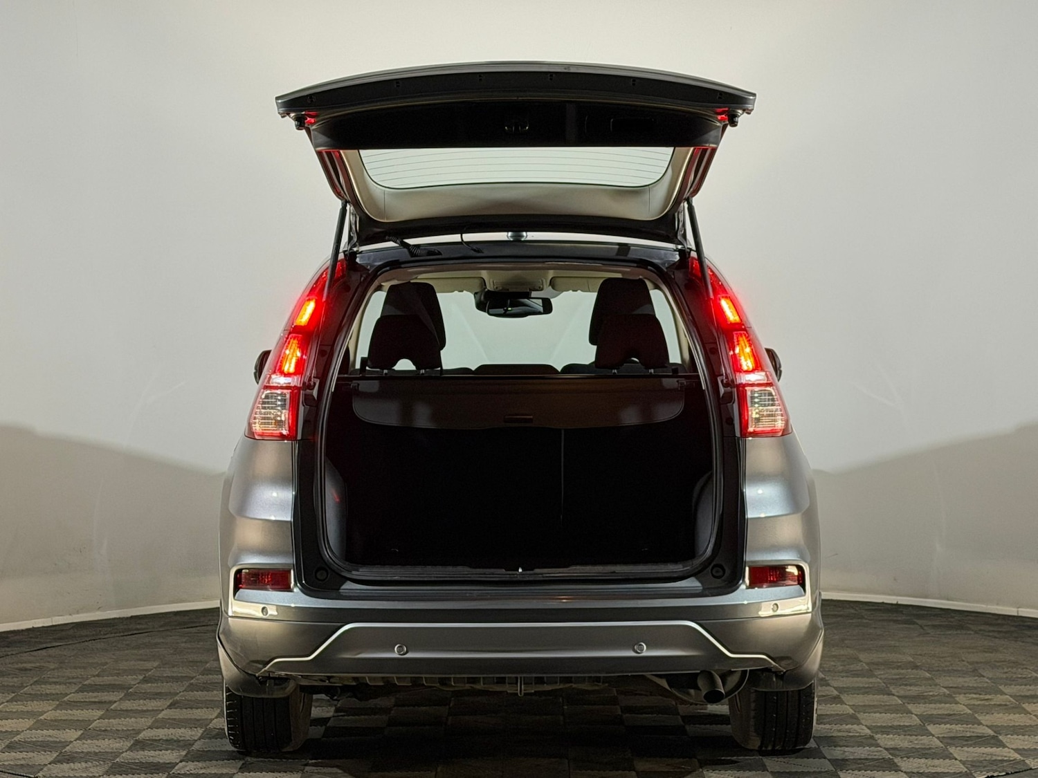 Used Honda CR-V 2016 for sale - 76777134: Photo 8