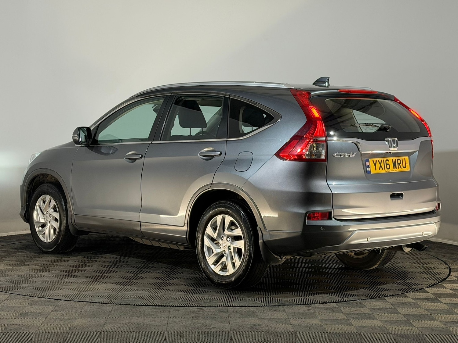 Used Honda CR-V 2016 for sale - 76777134: Photo 9