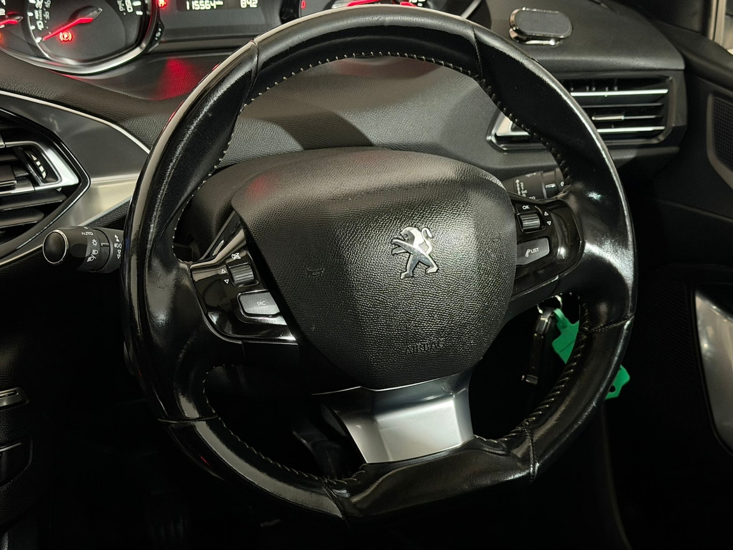 Used Peugeot 308 2018 for sale - 76419930: Photo 12