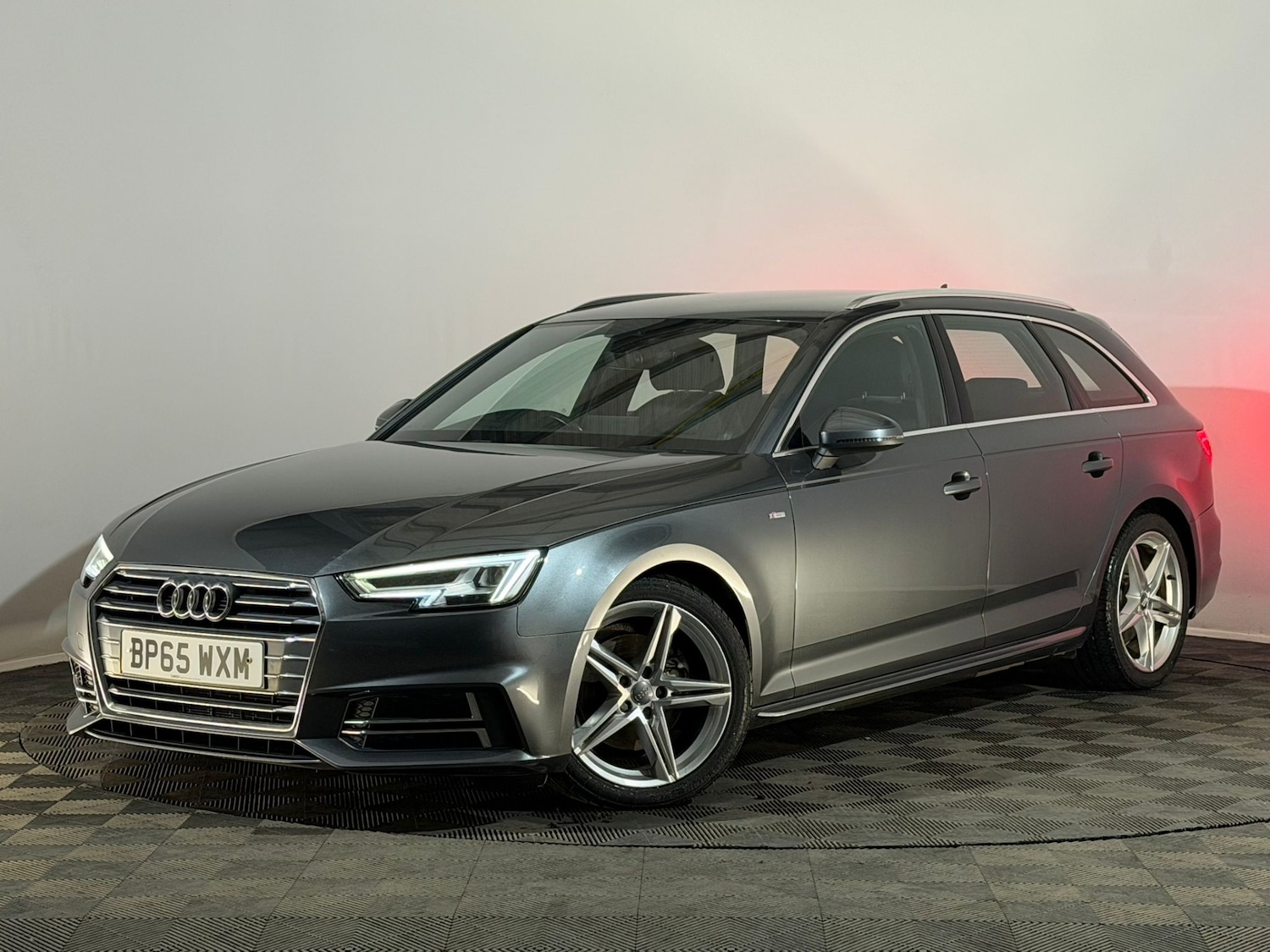 Used Audi A4 2016 for sale - 77801942: Photo 3