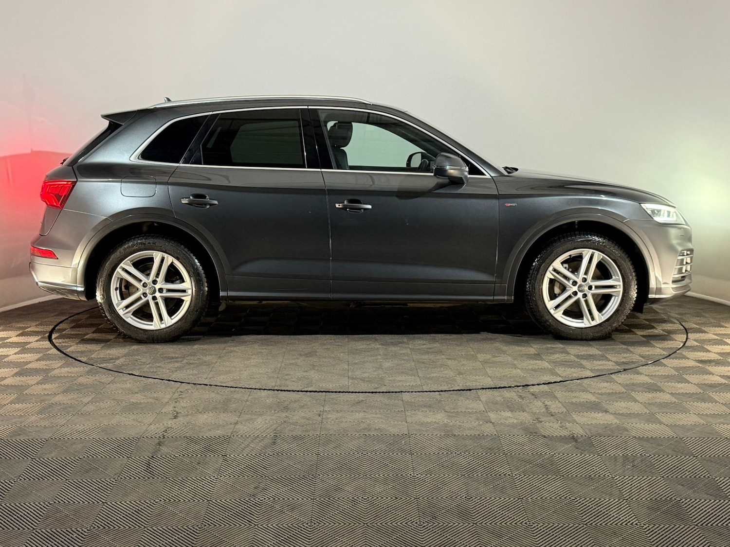 Used Audi Q5 2017 for sale - 78158318: Photo 4