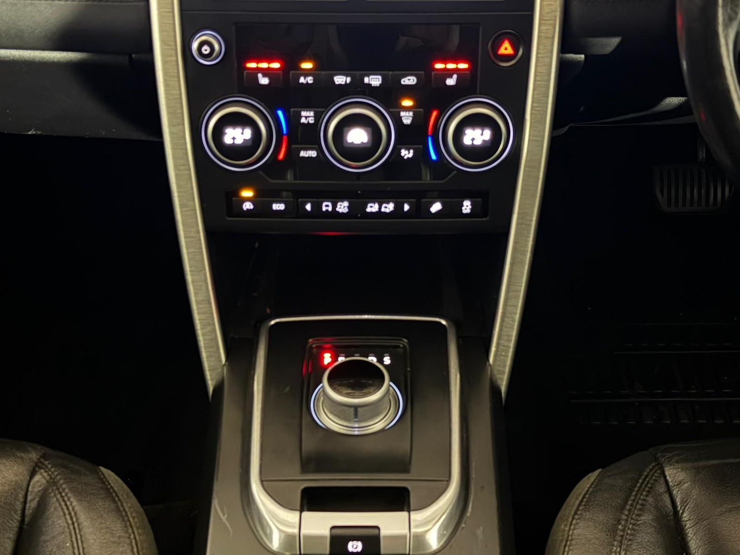 Used Land Rover Discovery Sport 2015 for sale - 77846387: Photo 15